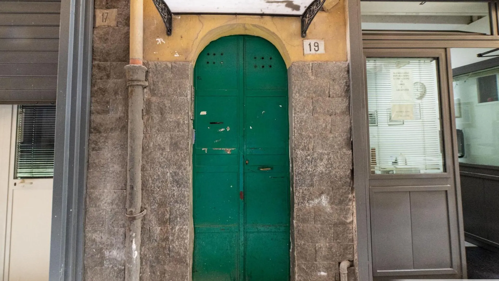 La Casetta Agli Orefici By Domusextra Naples Italy